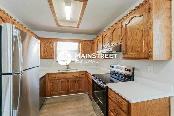 300 Copeland Dr - Photo 7 of 18