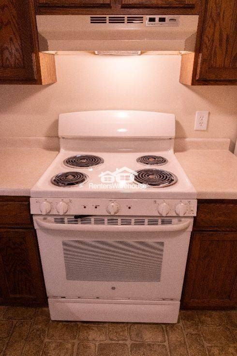 6615 Lake Shore Dr S #115 - Photo 6 of 30