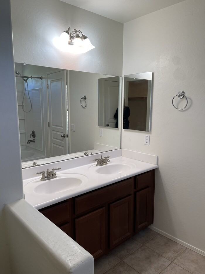 12976 N 88th Ln - Photo 4 of 29