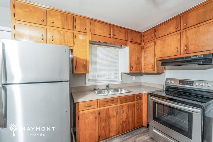 337 20th Ave Ne - Photo 6 of 12