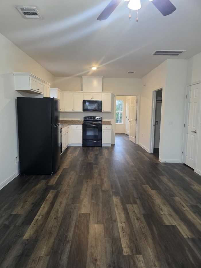 6311 White Oak Dr - Photo 2 of 15