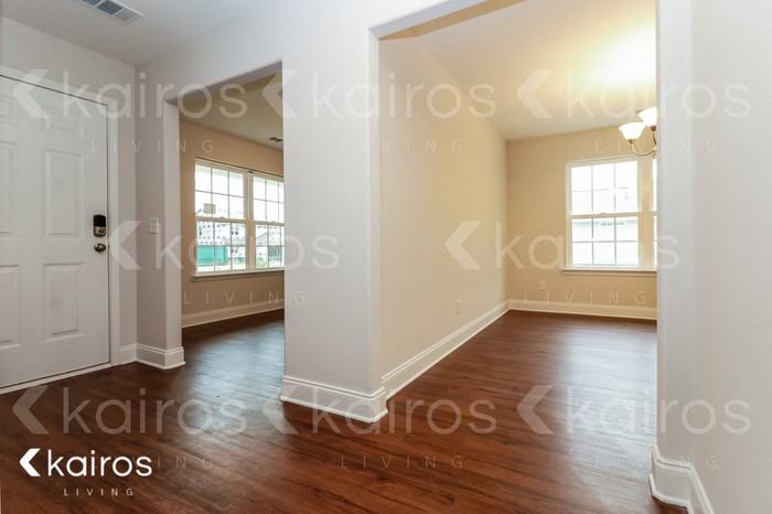 229 Western Red Cedar Dr - Photo 2 of 18