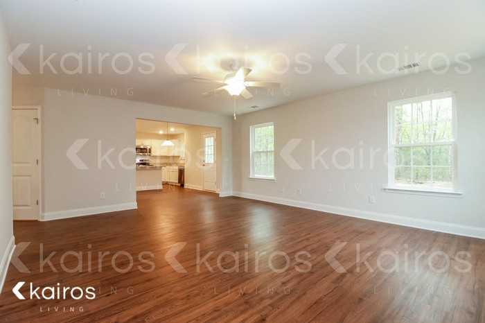 229 Western Red Cedar Dr - Photo 4 of 18