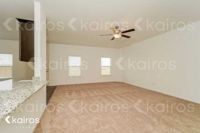 962 Shady Brk - Photo 6 of 17