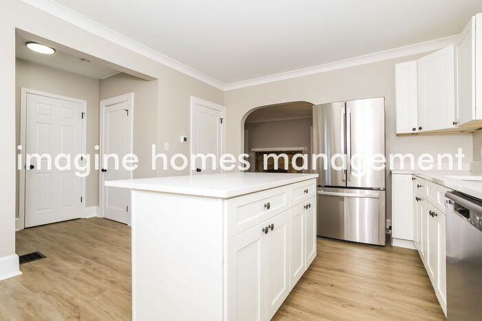 1321 Ryland Ave - Photo 7 of 22