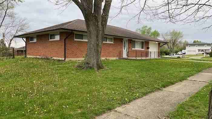 5983 Harshmanville Rd - Photo 2 of 26