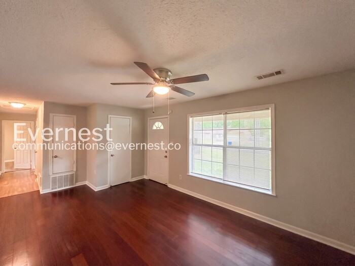 5884 Caroline Dr - Photo 7 of 30