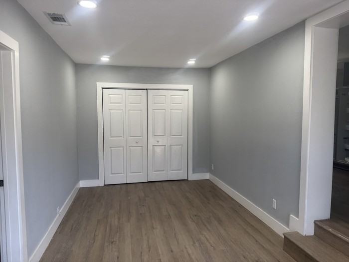 207 Milton Rd - Photo 2 of 12