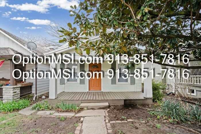 4438 Genessee St - Photo 3 of 34