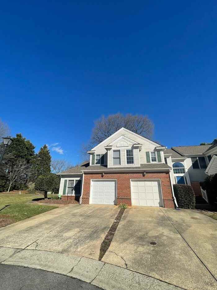 8743 Fox Chase Ln - Photo 2 of 20