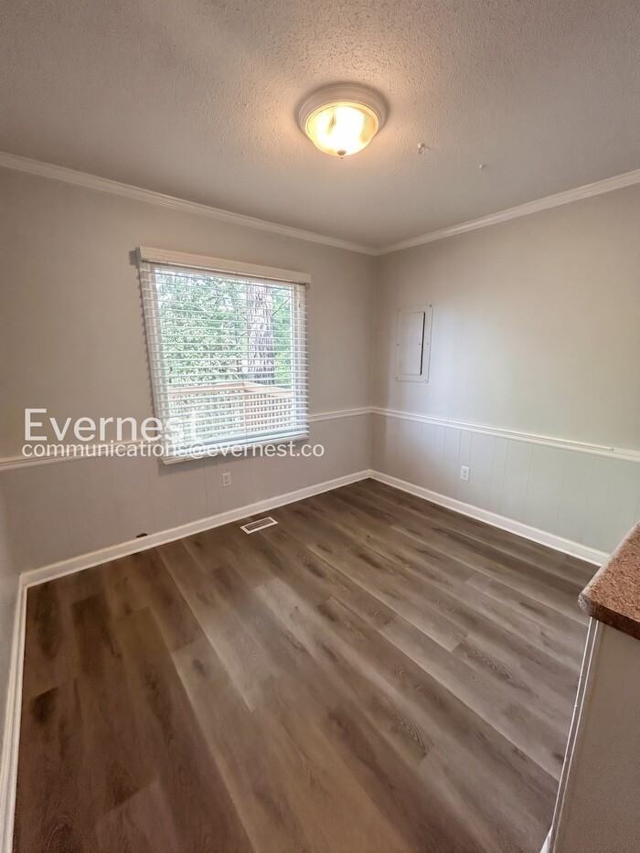 3208 Pinecrest Dr - Photo 6 of 29