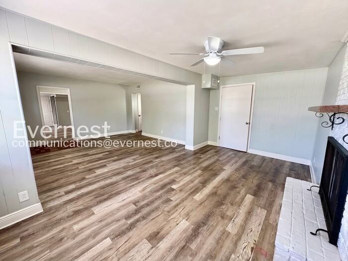 10115 N Ashley St - Photo 6 of 28