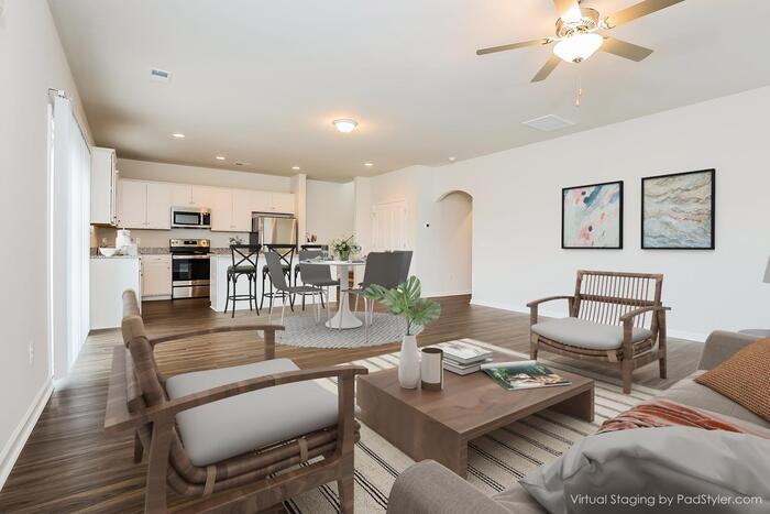 247 Clydesdale Cir - Photo 5 of 10