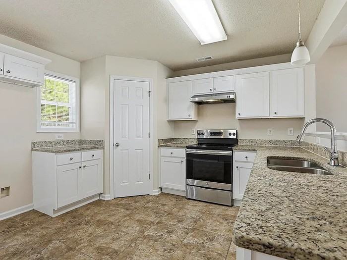 808 Woodside Park Ln - Photo 7 of 29