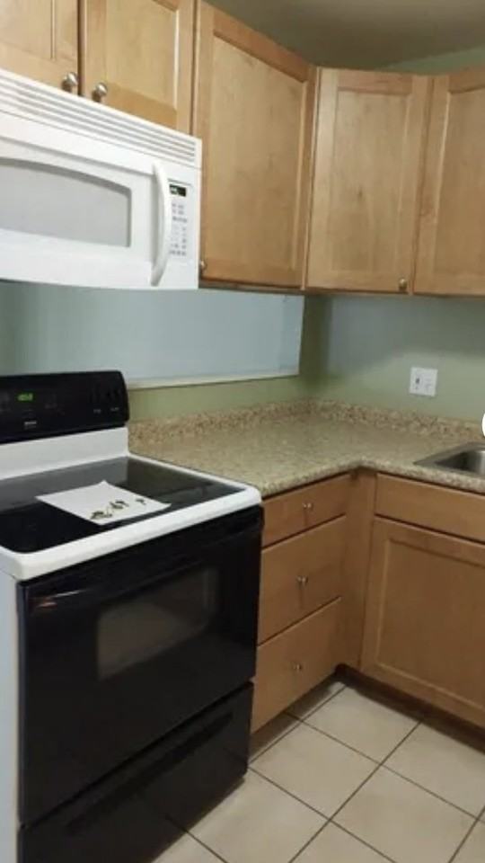 152 Quarry Hill Rd #41 - Photo 2 of 10