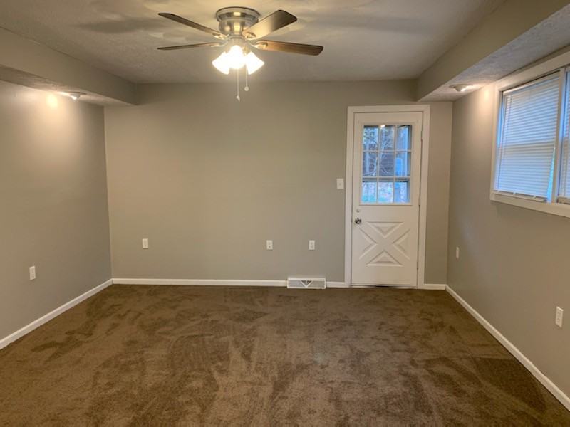 816 Cody Ct Nw #NA - Photo 4 of 16