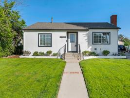 featured image of 17733 Los Alimos St #NA