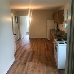 130 Spring St - Photo 5 of 10