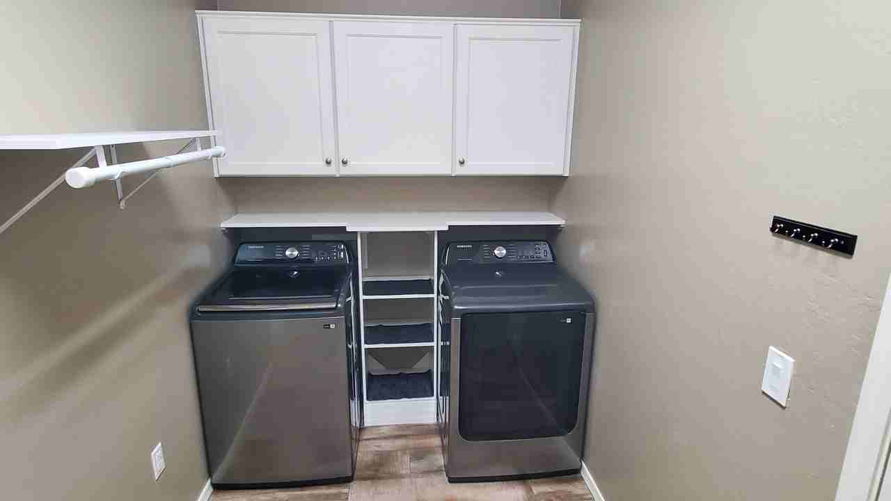 936 N Diaz St #NA - Photo 7 of 20