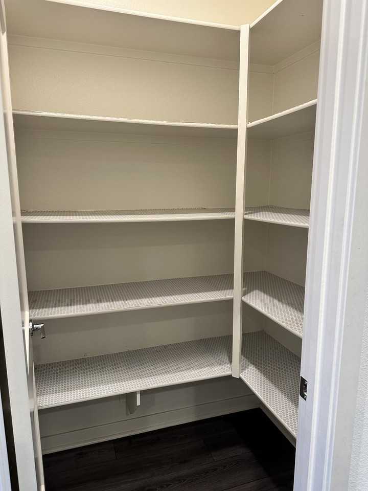 140 Farmhouse Dr #3 - Photo 5 of 19