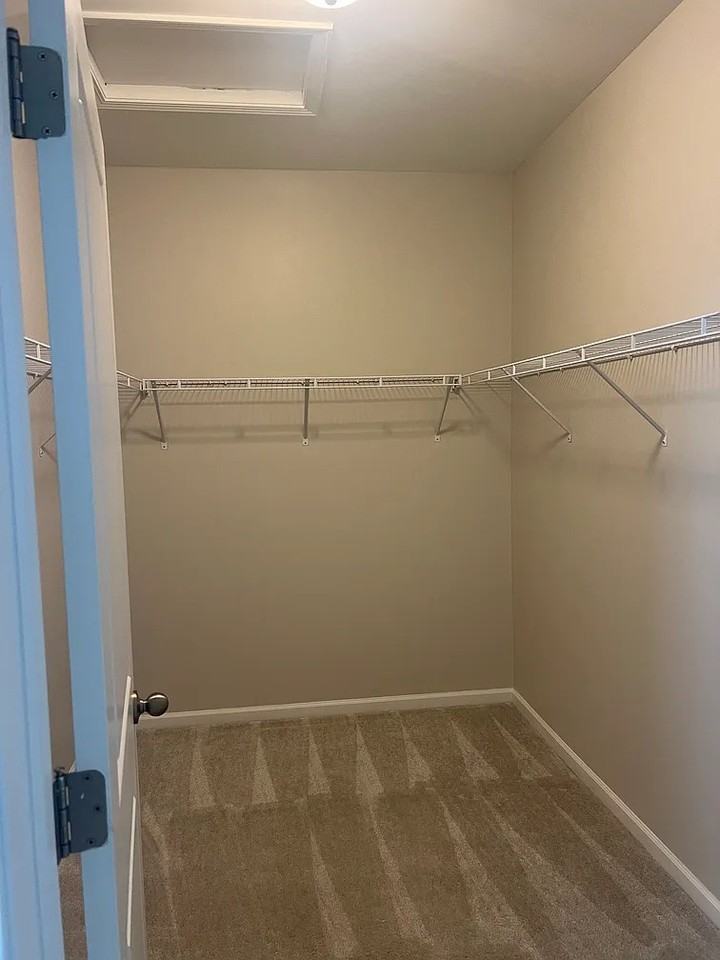 10040 Ridge Run St #10040 - Photo 3 of 14