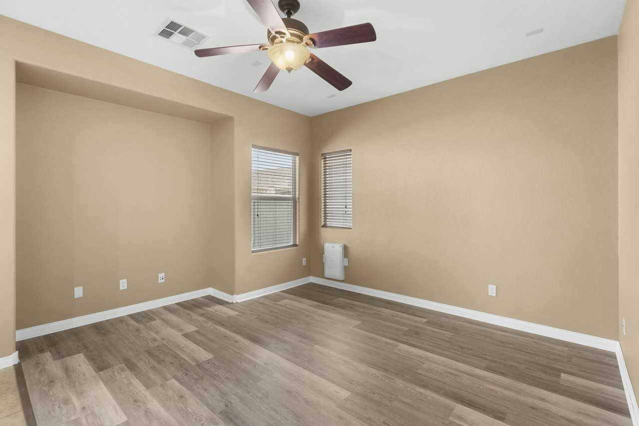 3936 Red Trumpet Ct #NA - Photo 7 of 26