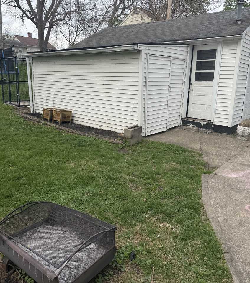 619 Pine St #NA - Photo 6 of 10