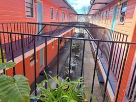featured image of 722 Louisa St