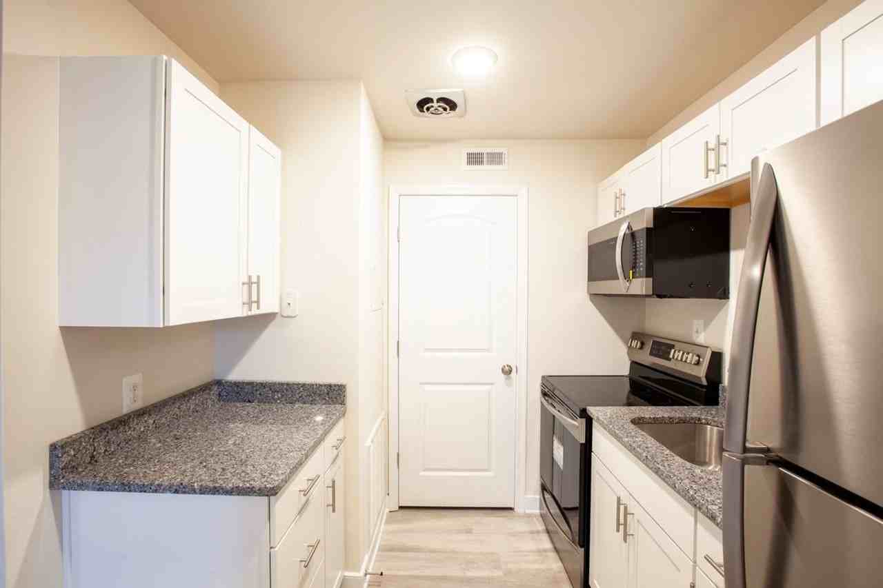 Brand New Luxury Living in the Heart of Belmont - Photo 4 of 50