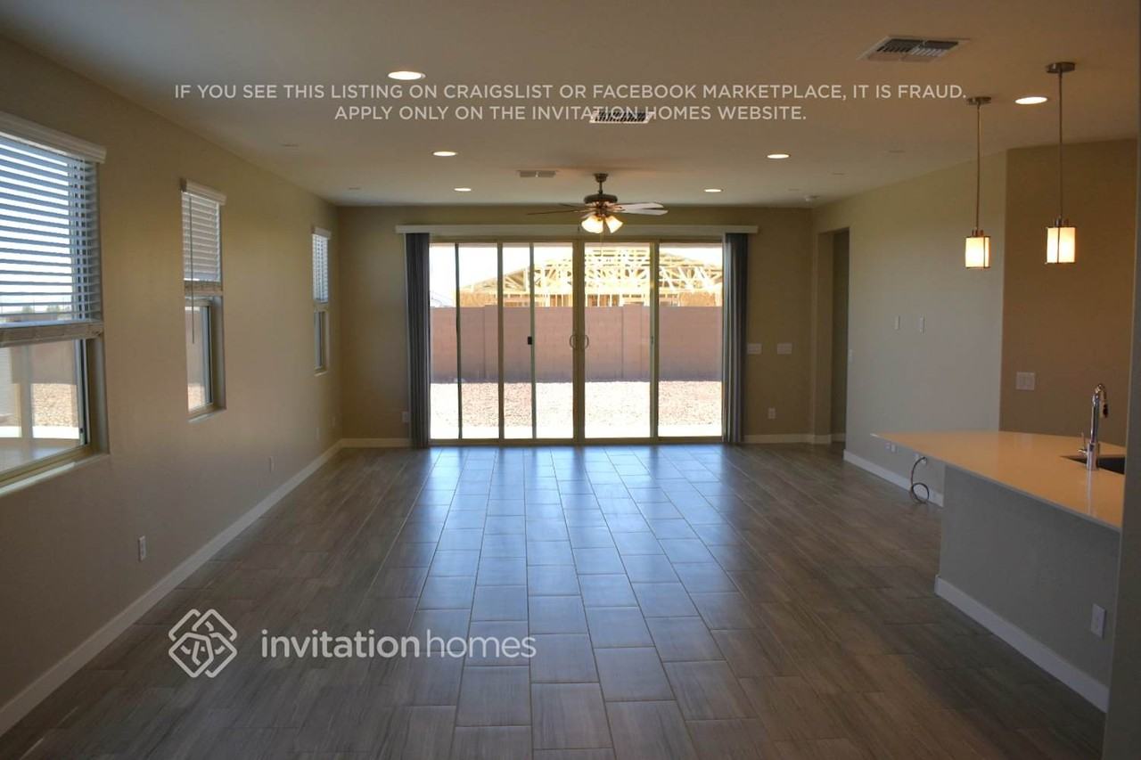 19865 W Turney Ave - Photo 2 of 8