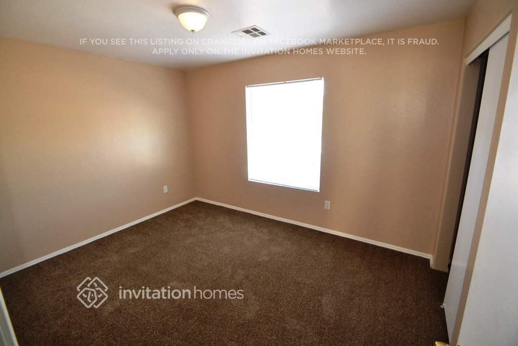 3652 S Descanso Rd - Photo 4 of 11