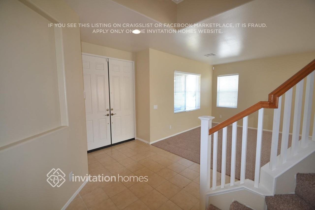 44338 Raven Ln - Photo 3 of 23