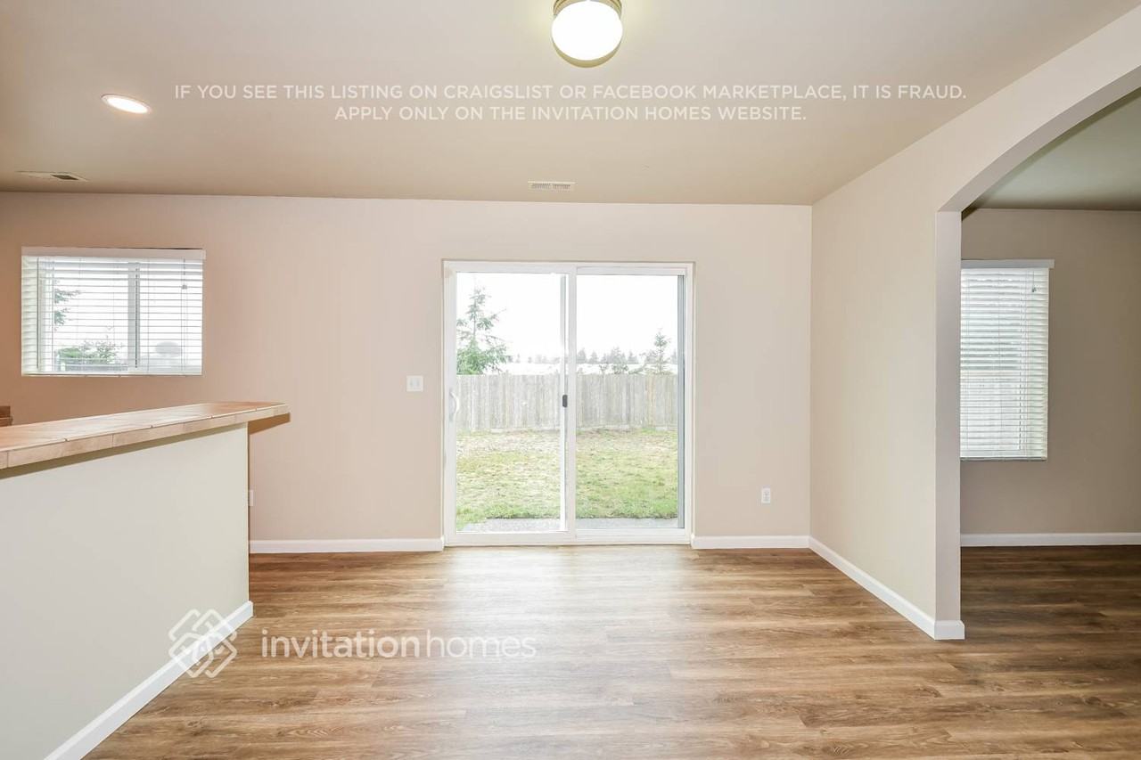 5019 200th Street Ct E - Photo 5 of 18