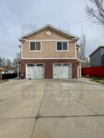 featured image of E 7th St