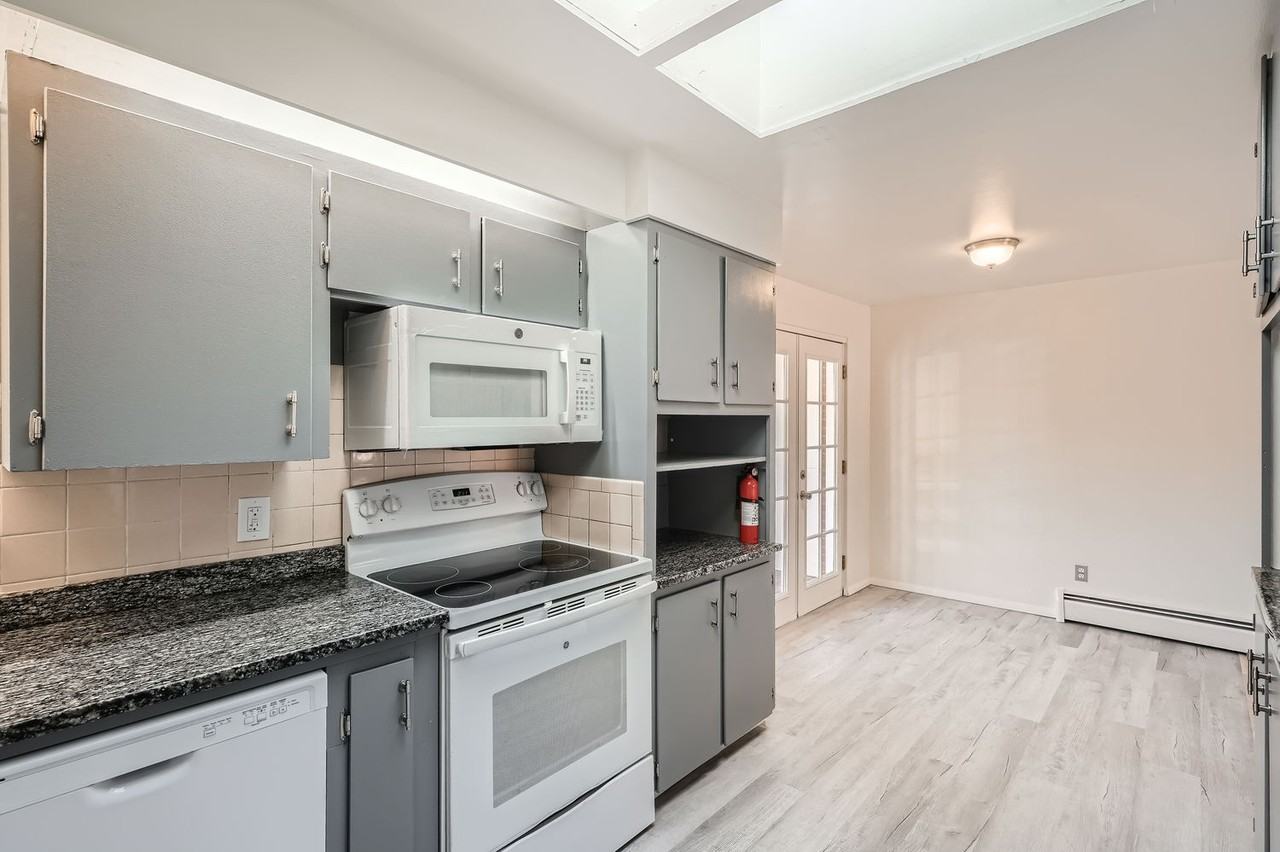 10371 W 12th Ave - Photo 3 of 24