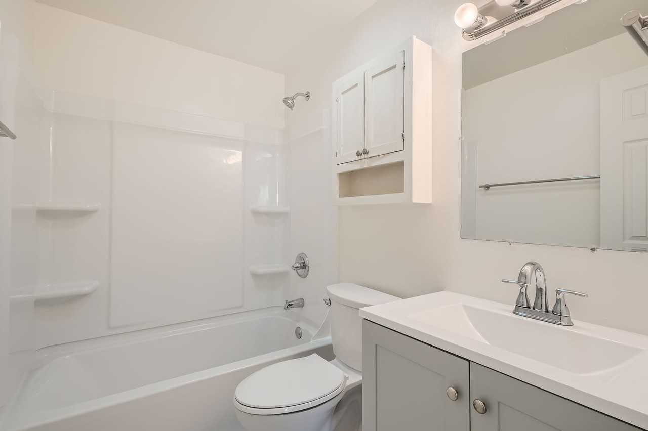 10371 W 12th Ave - Photo 5 of 24