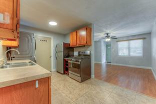 779 779/781 Metcalf Place, #779 - Photo 1 of 1