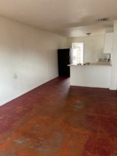 135 General Arnold St Ne #4 - Photo 2 of 2