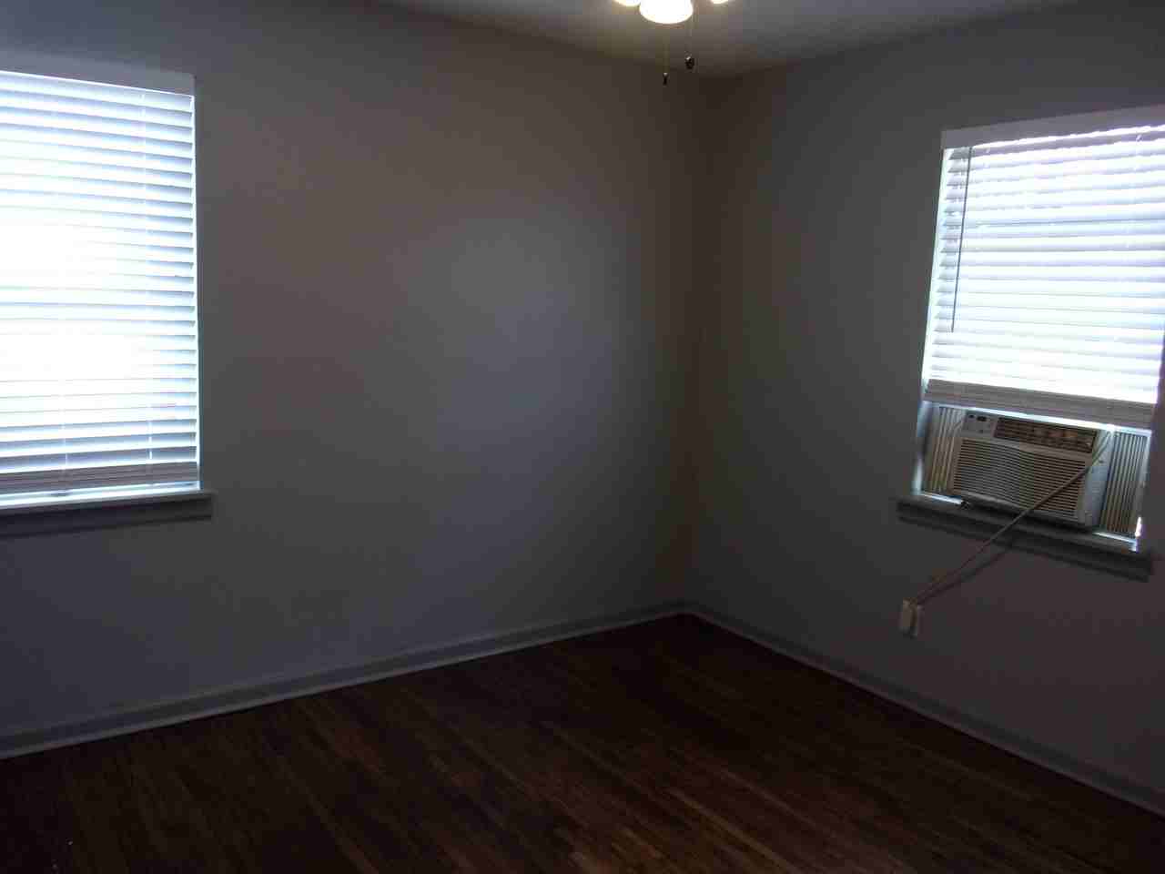 3557 Suzanne Dr - Photo 3 of 9