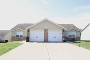 featured image of 131 Edna #B