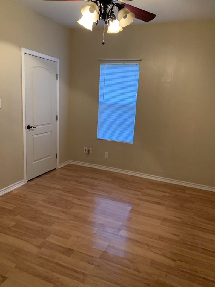 503 W Mesquite Ave - Photo 6 of 10