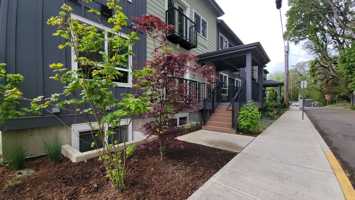 featured image of 110 Se Handley St #104