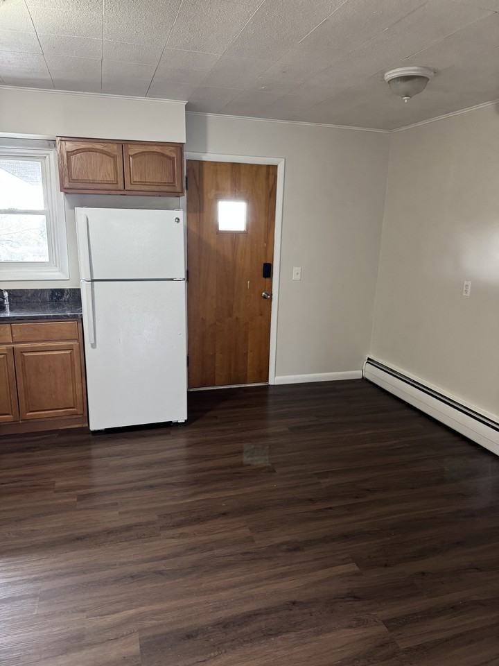 61 Vandenburgh Ave #15 - Photo 4 of 9