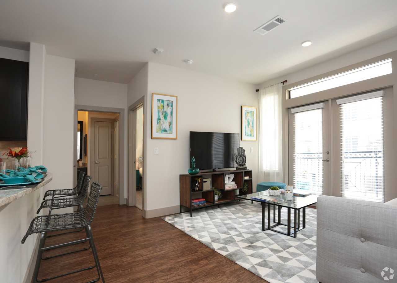 28501 Birnham Woods Dr #HMP1 - Photo 3 of 14