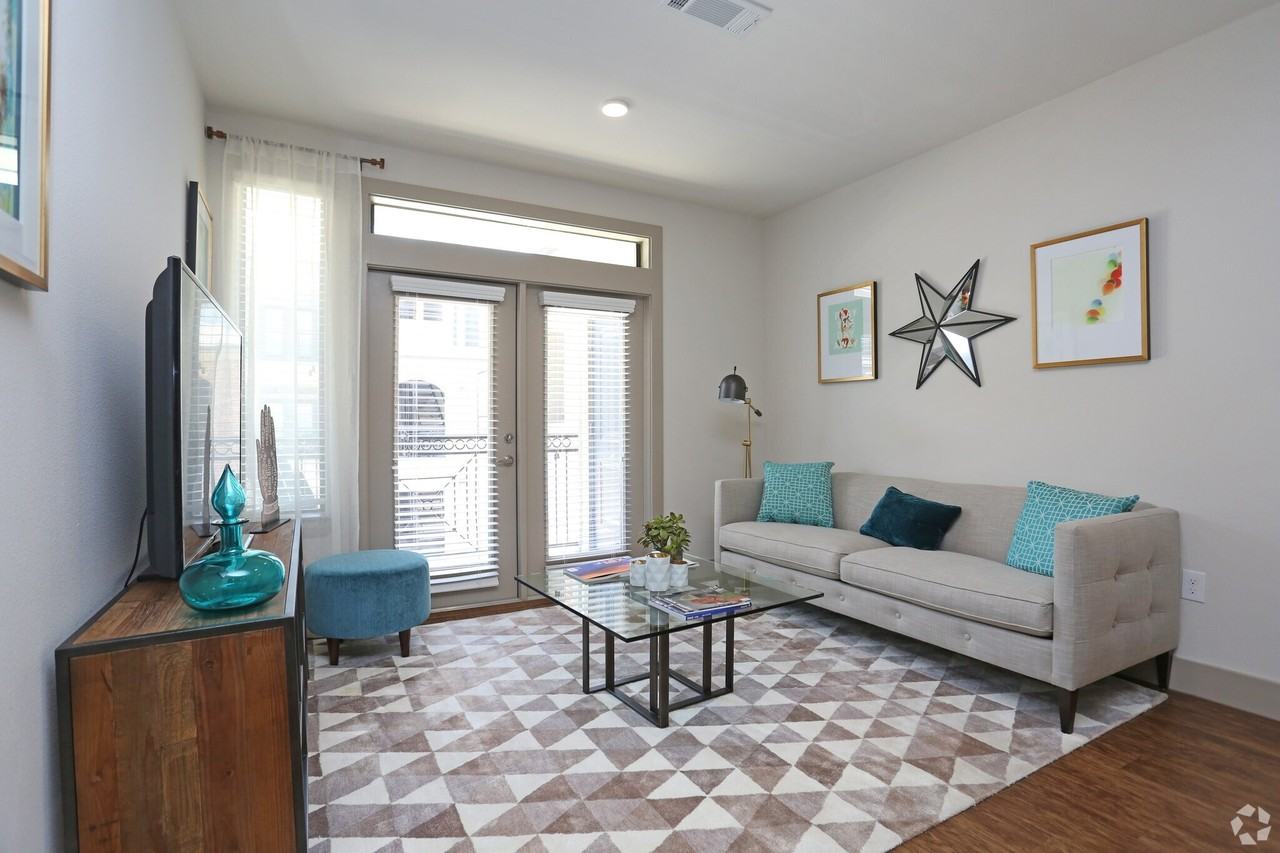 28501 Birnham Woods Dr #HMP1 - Photo 5 of 14