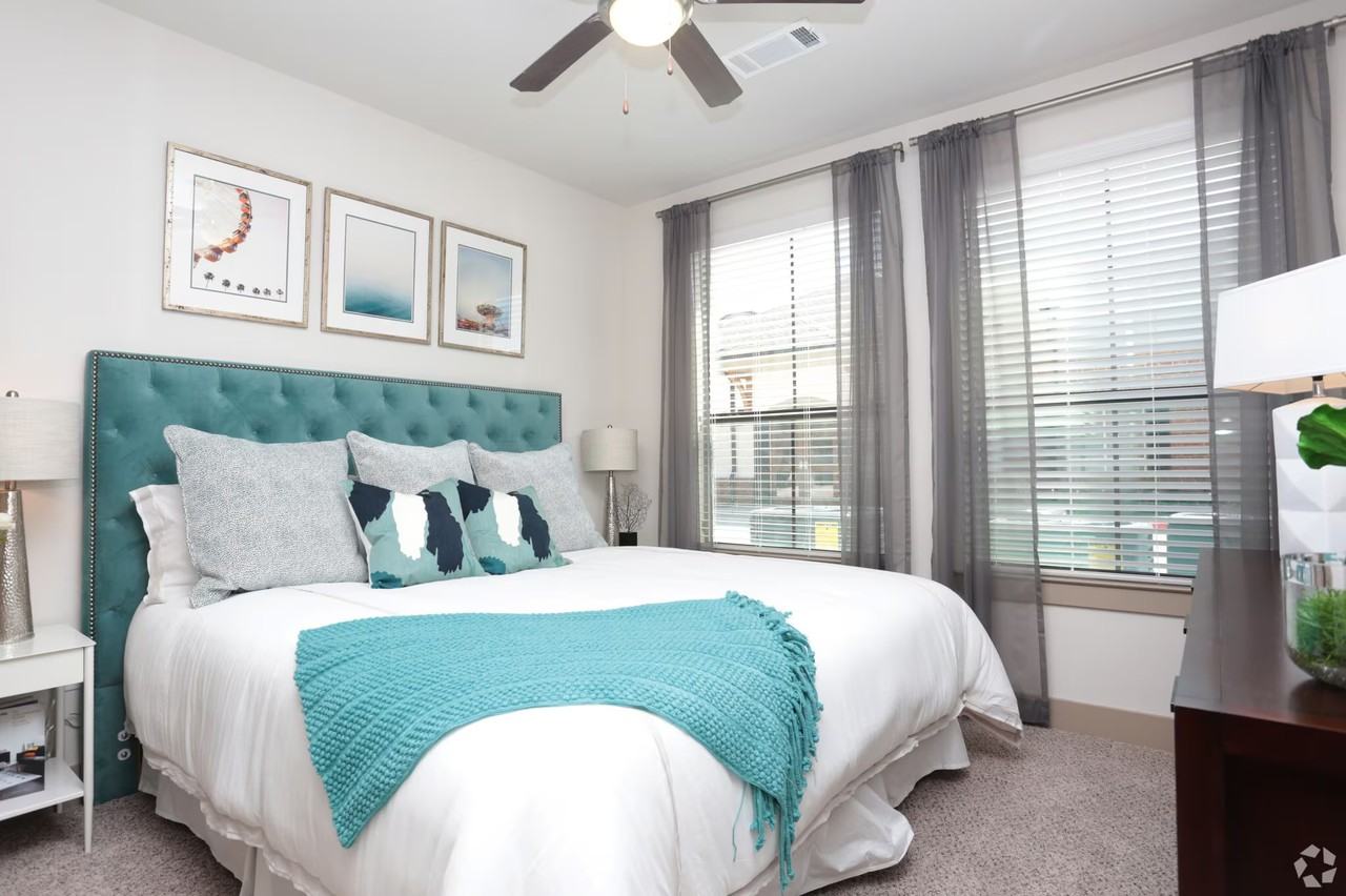 28501 Birnham Woods Dr #HMP1 - Photo 7 of 14