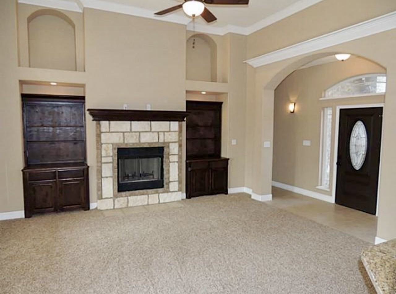 3817 Enchanted Rock Rd - Photo 2 of 23