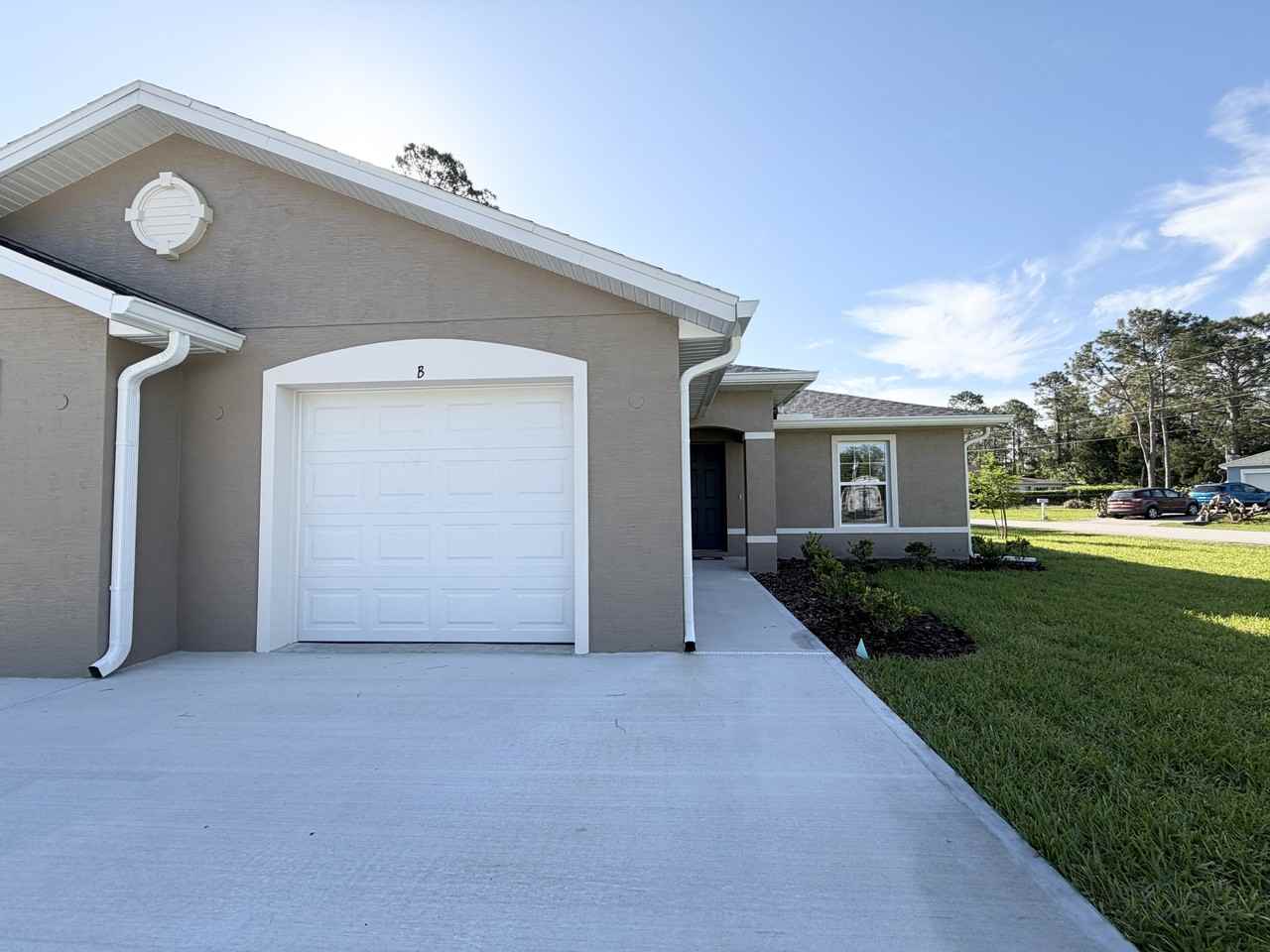 2 Whee Pl #B - Photo 2 of 38