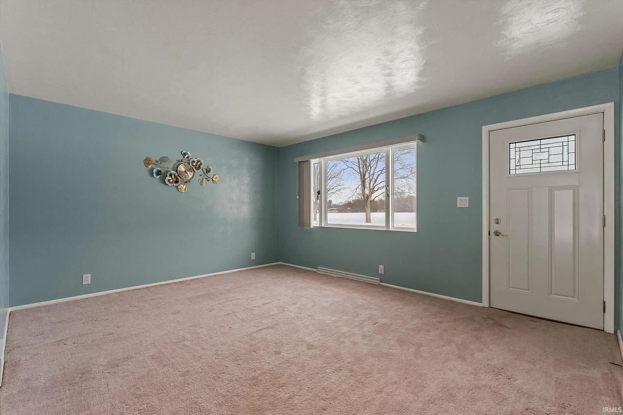 1715 Rerick St - Photo 6 of 34