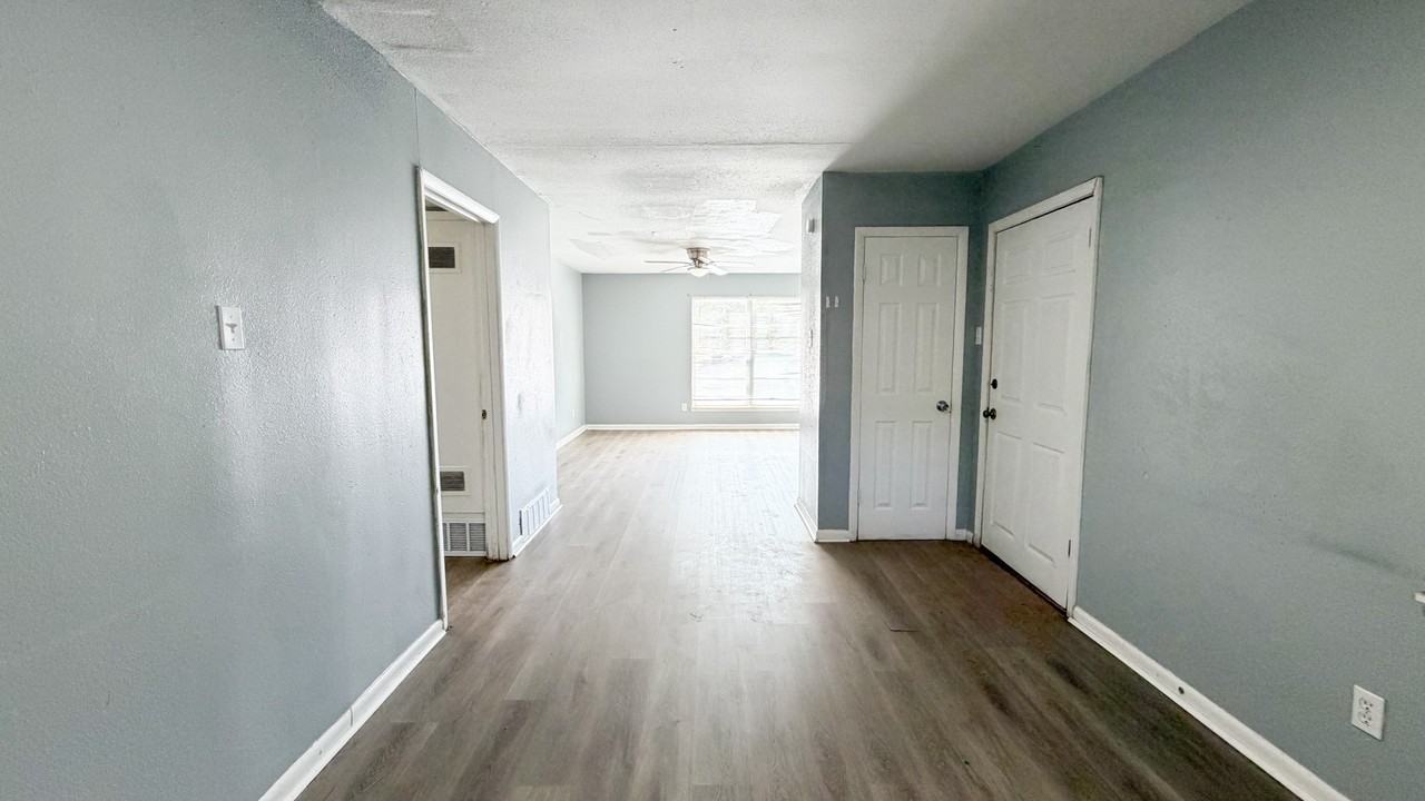 2512 1702, 1704, 1706,26Th St, Unita #1706A - Photo 6 of 16